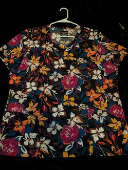 Cherokee floral scrub top
