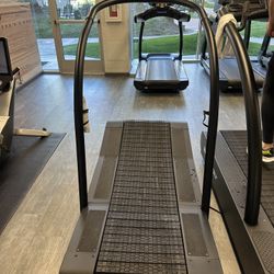 Woodway Curve Self-Powered Curved Treadmill with Touch Screen