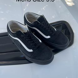 Vans Old Skool shoes men’s size 9.5