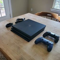 PS4 PRO w/ All Upgrades! (SSD, Fan, Thermal Paste & Thermal Pads)
