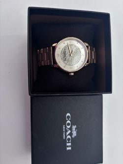 Reloj de mujer totalmente nuevo nunca usado fue un regalo nunca lo use