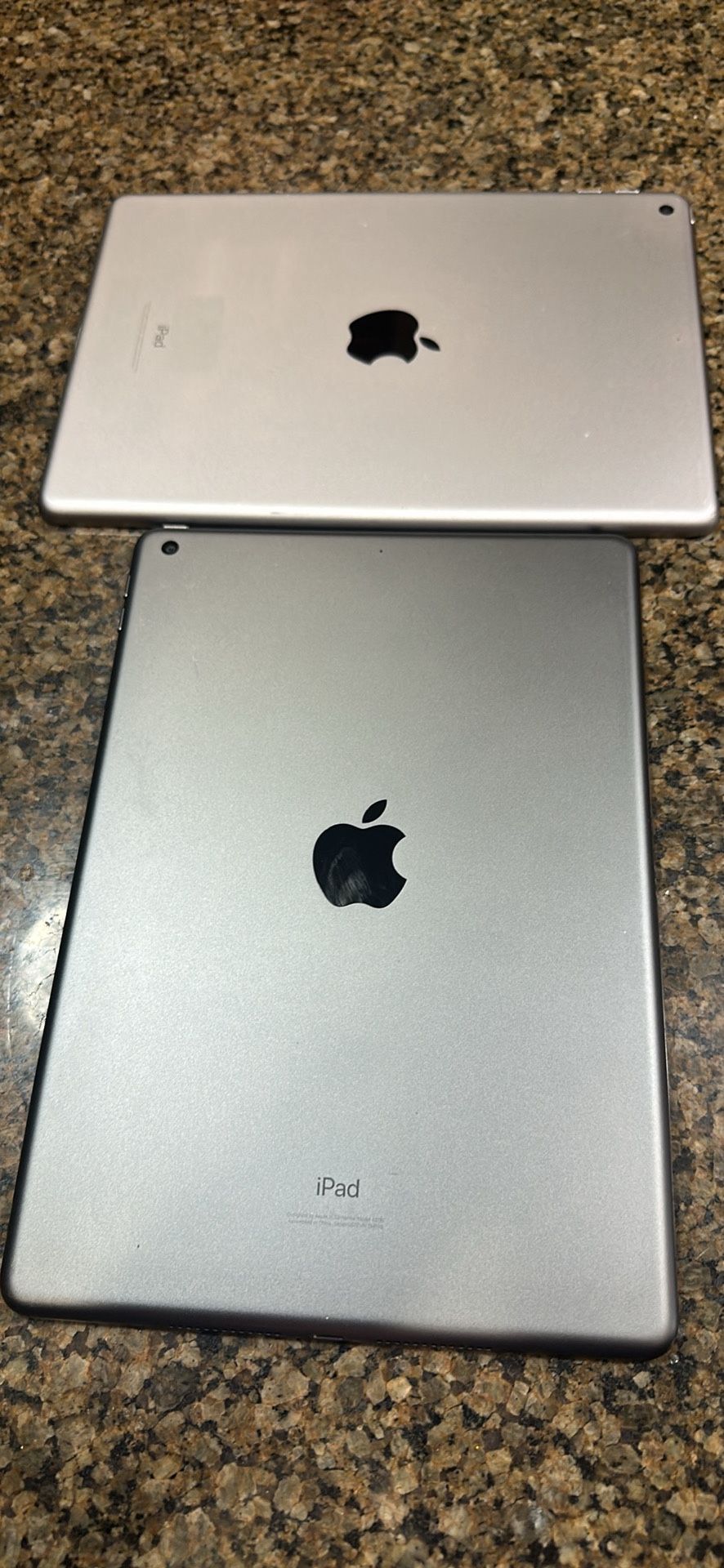 Apple ipad 7th gen 128 gb wifi like new 