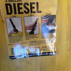 5 Galon Fuel Container. Emergency. Roadside Assistance 