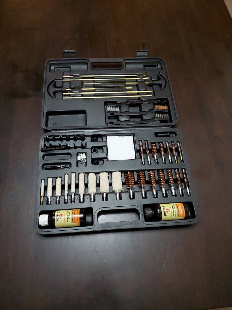 Hoppes 9 Deluxe Gun Cleaning Kit
