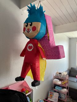 Piñata de Plim, Plim y número 1