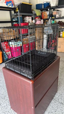 Dog Crate 23x17”