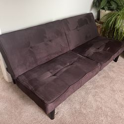  Couch/Futon/Bed