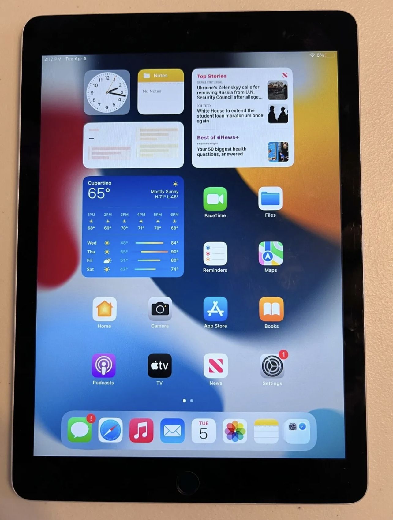 ipad air 2 64gb cellular like new condition