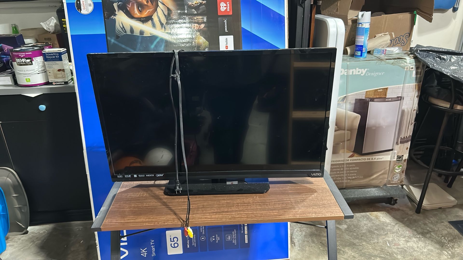 32” TV 