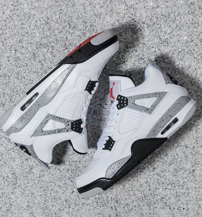 White sports shoes