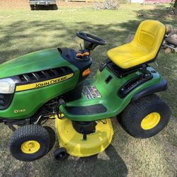 John Deere D130 Model 2015( 290hrs )