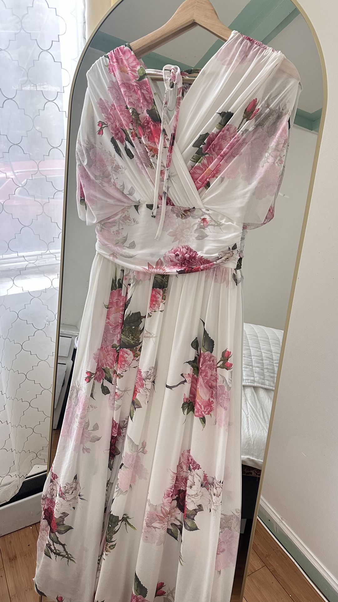 Elegant Floral Maxi Dress