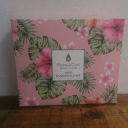 Flora & Curl 5 Piece Hair Set For Travel