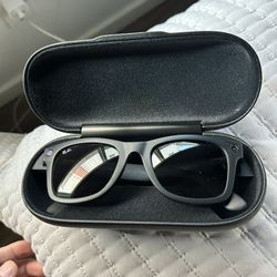 Wayfarer Rayban Stories