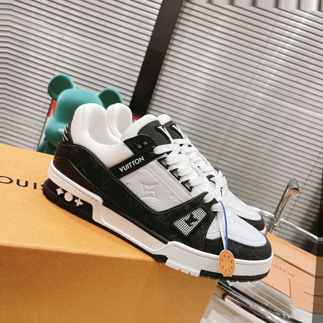 Louis Vuitton Trainer Sneakers for Sale in New York, New York - OfferUp