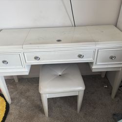 Vanity Desk