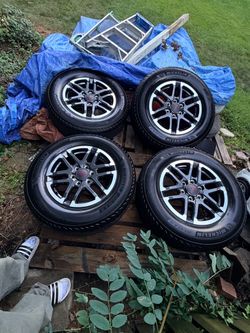 The New Toyota Tacoma TRD OEM wheels & tires