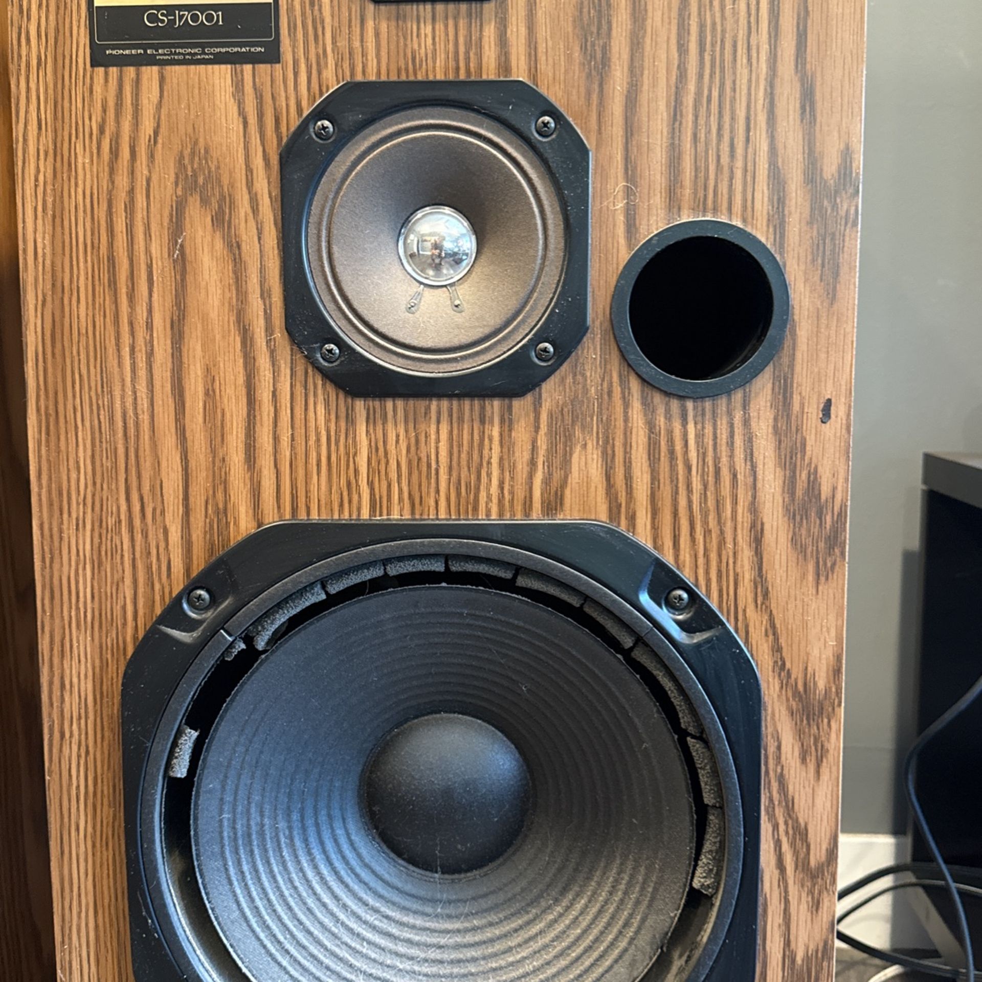 Pioneer CS-J7991 3-Way Floor Speaker for Sale in Newport Beach, CA