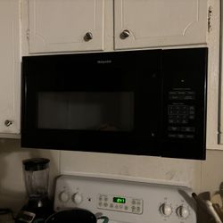 Hot point Microwave 