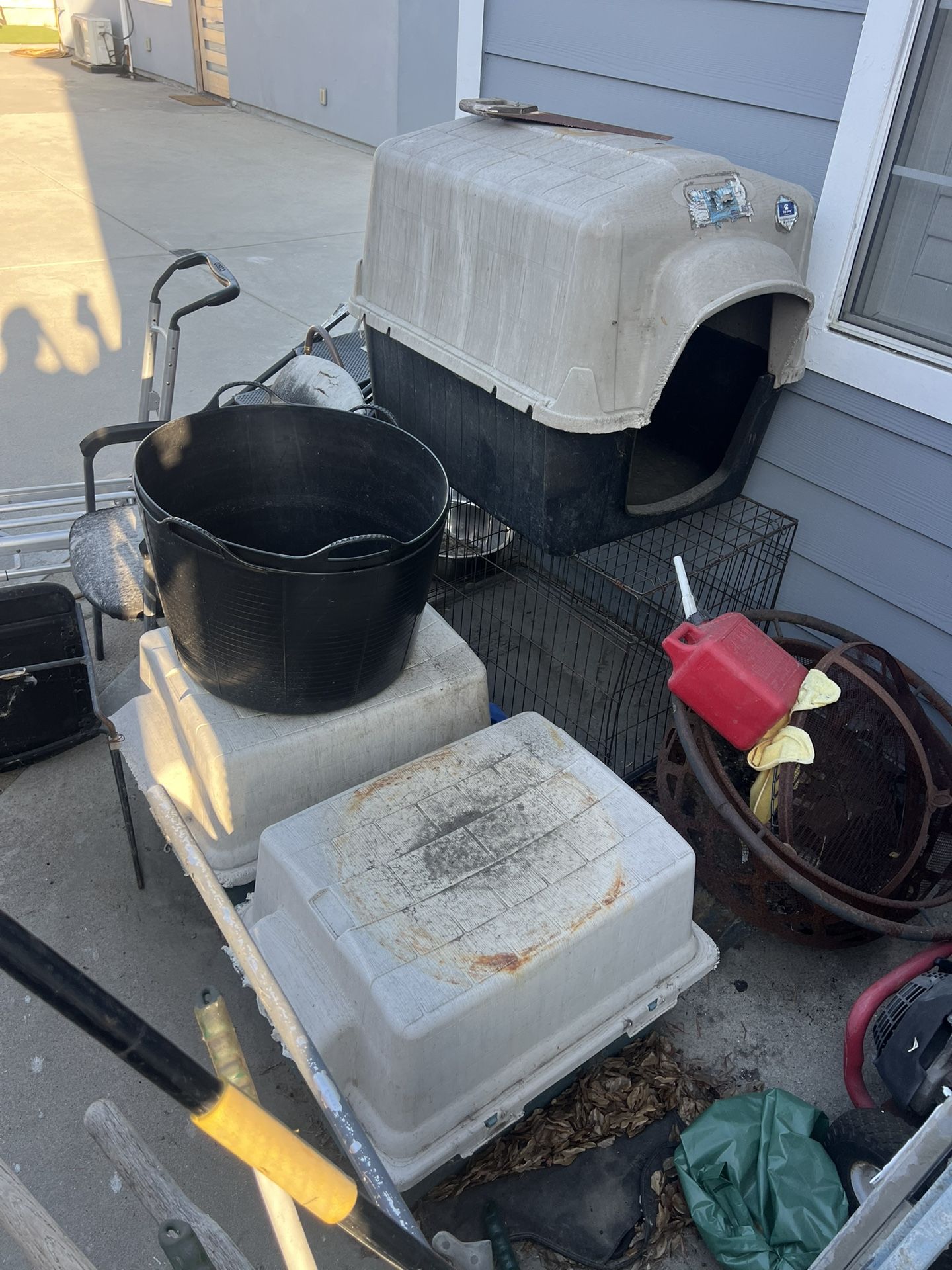 Dog Houses, Dog crate