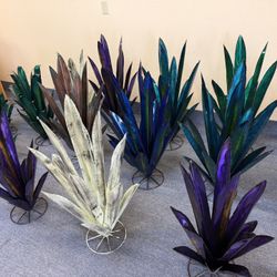 Season-End-Closeout-Sale