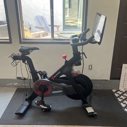 Peloton PL01 Indoor Stationary Exercise Bike - Black