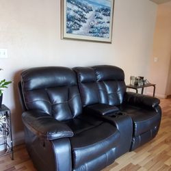 Reclining Sofa Set – 3-Seater + Loveseat w/ Middle Consoles | Excellent Condition!