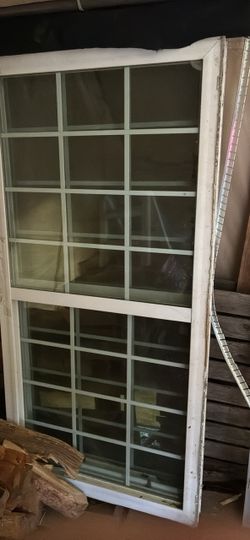 2 windows very large
