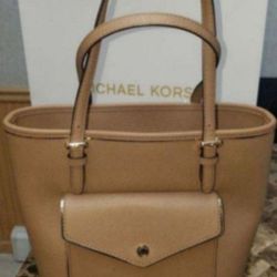 MICHAEL KORS FAWN TOTE BAG