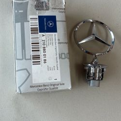 Mercedes Benz Hood Ornament