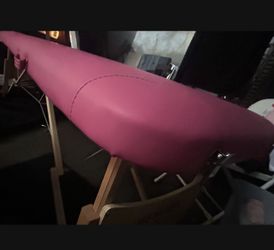 MASSAGE OR EYELASH TABLE BRAND NEW