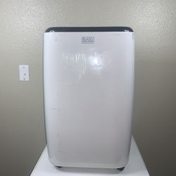 Black & Decker Portable Air Conditioner + Dehumidifier 8000 BTU White (BPP05WTB) W/Remote Tested