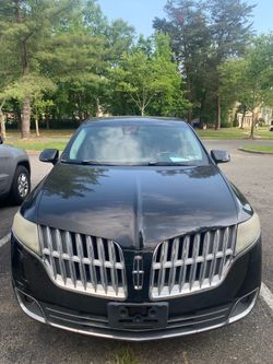 2010 Lincoln MKT