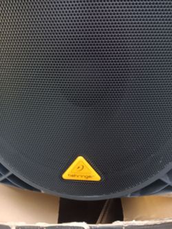 BEHRINGER B215 XL