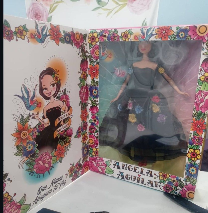 Muñeca De Ángela Aguilar