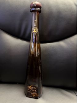 Don Julio 1942 bottle