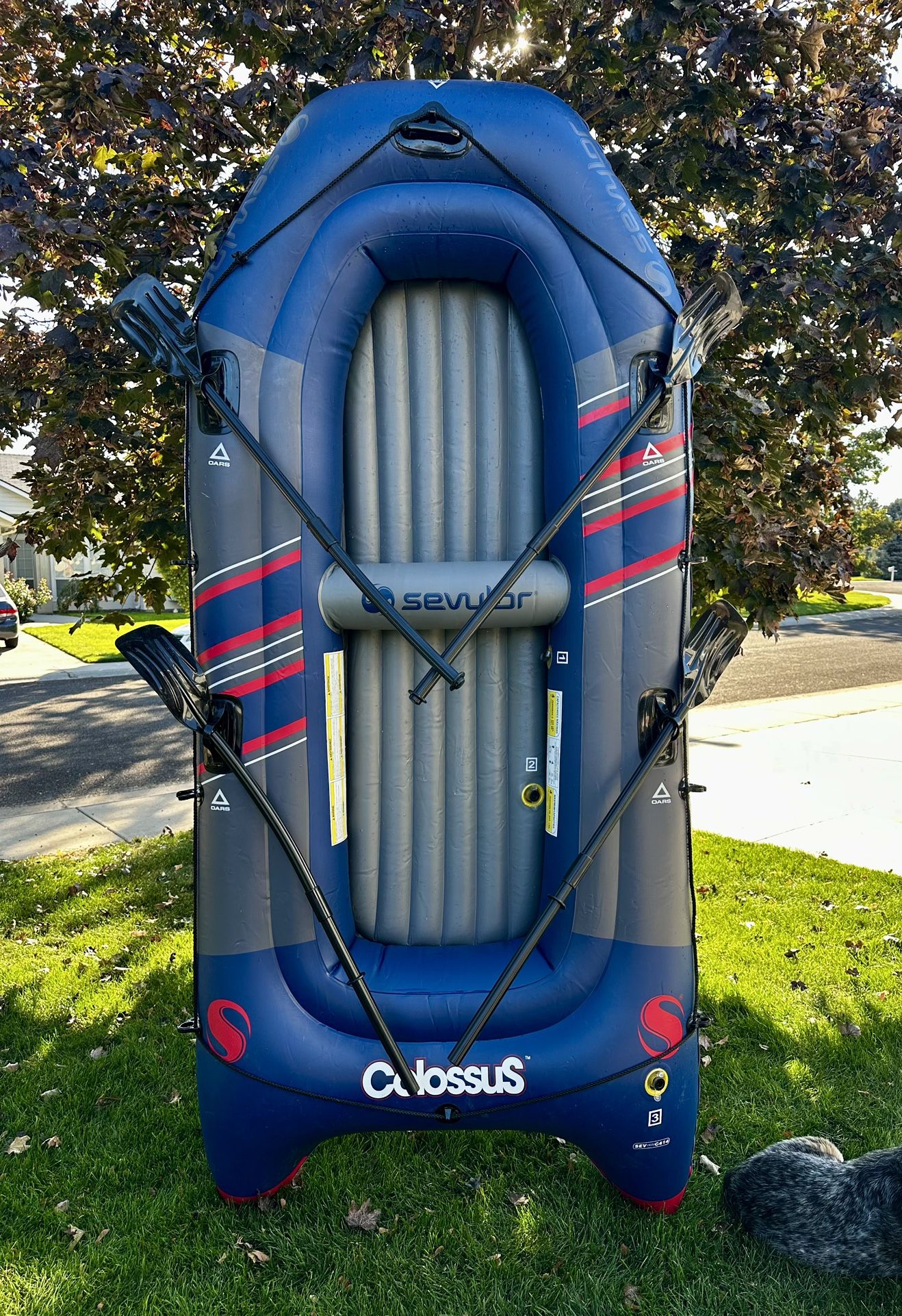 SEVYLOR 3391 Colossus Inflatable 4 Person Boat Raft w/ Oars