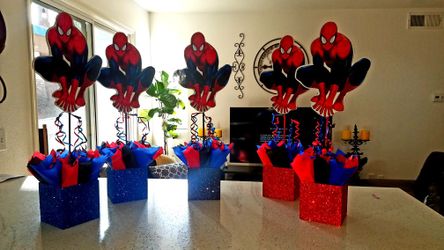 SPIDERMAN THEME CENTER PIECES