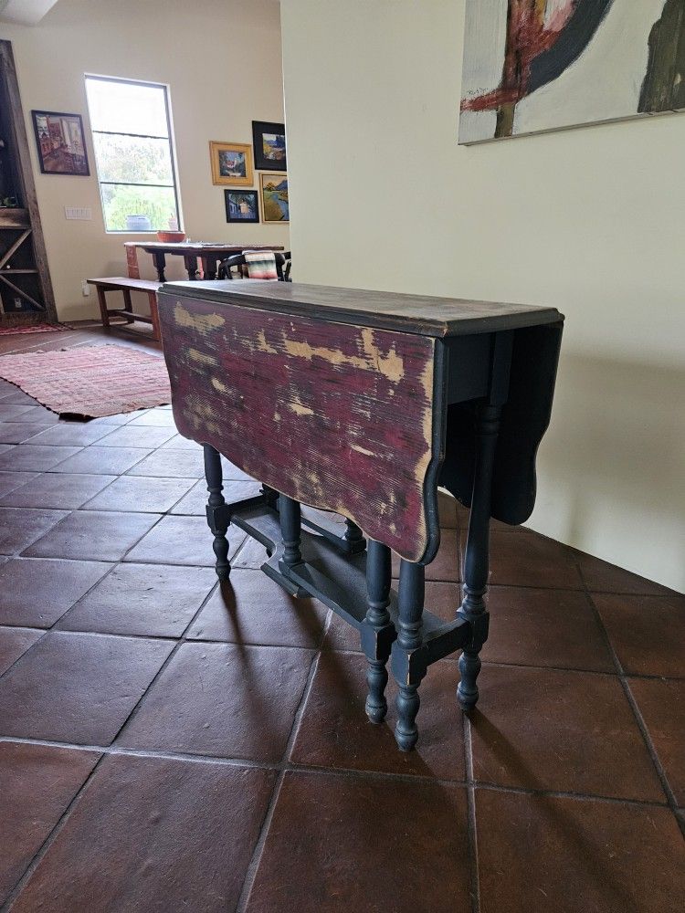 Antique Colonial Gateleg Drop Leaf Farmhouse Table