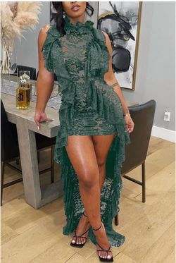 New lace dress