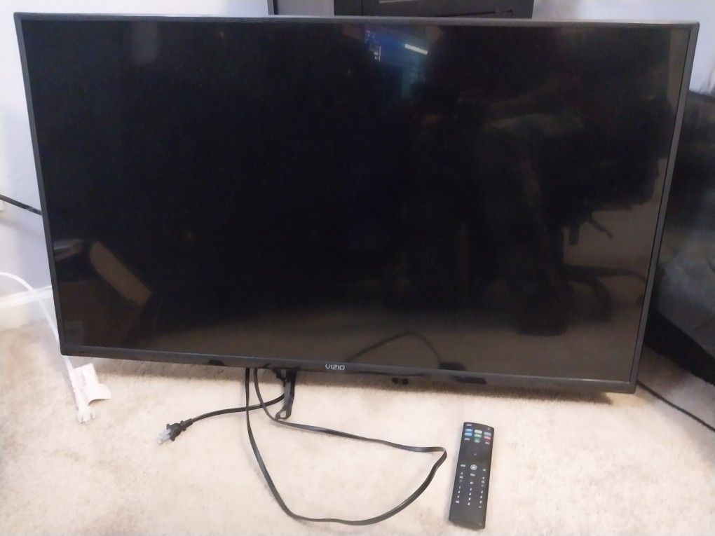 Vizio 40' TV FOR SALE