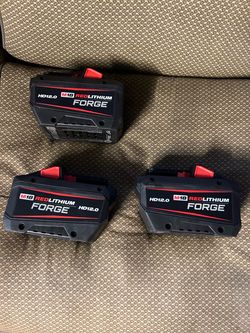 Milwaukee Baterias 3x$510