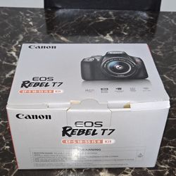 Camera - Canon EOS Rebel T7