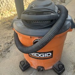 Rigid Shop Vac 16g