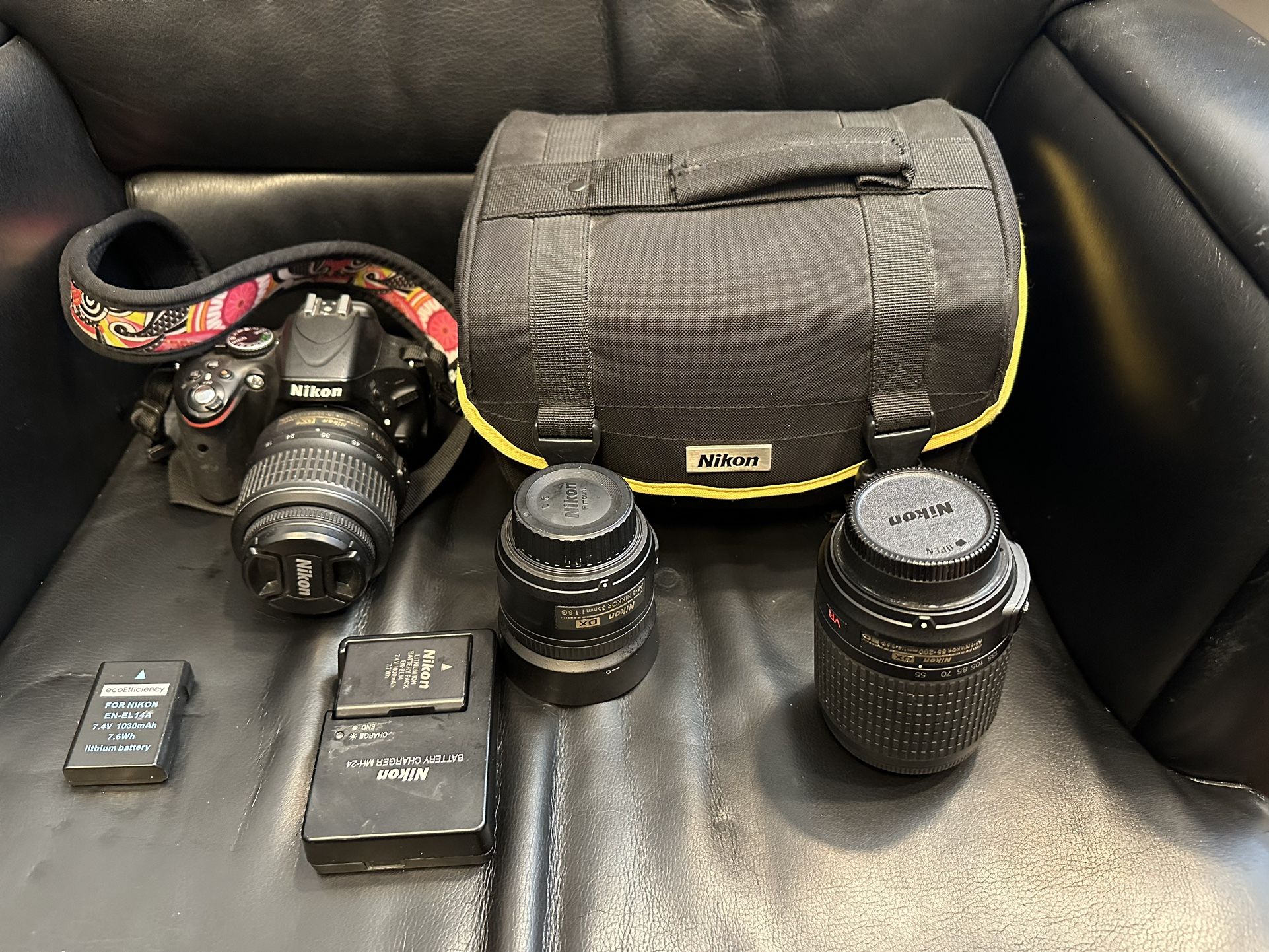 Nikon D5100 digital SLR Camera Bundle