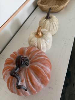 Set of 3 pumpkins decor