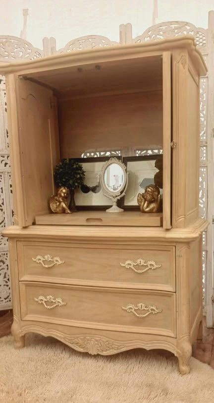 French Cream Vintage Bedroom Dresser Wardrobe, Delivery