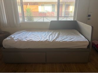 IKEA daybed with drawers, twin mattress included
