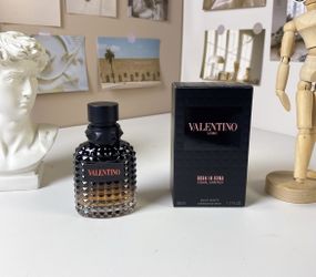 Valentino Born In Roma Perfume