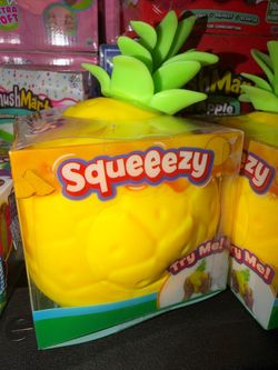 Pineapple squeezy